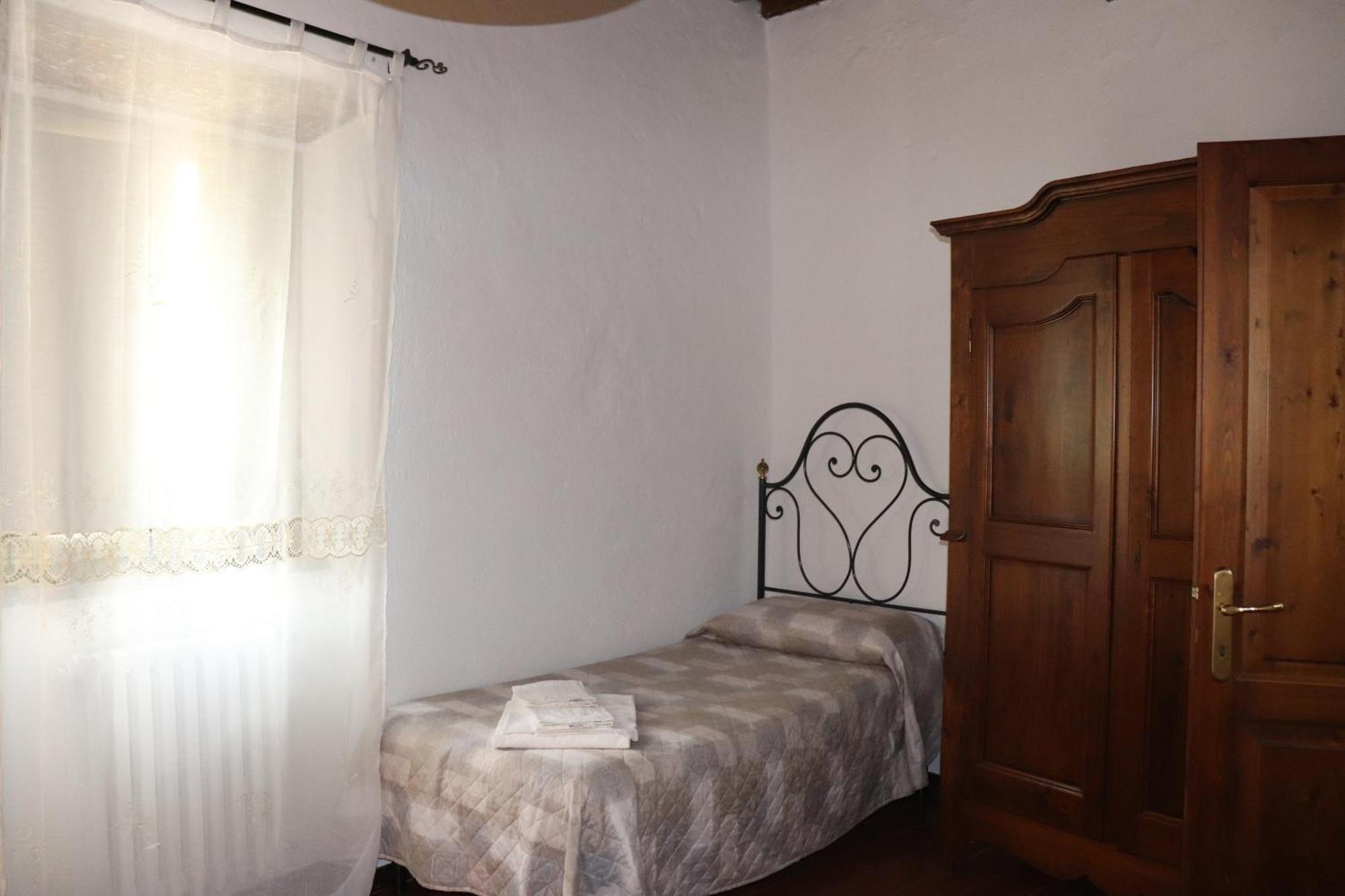 Badia Il Vingone Guest House ชิตตา ดิ กัสเตลโล ภายนอก รูปภาพ