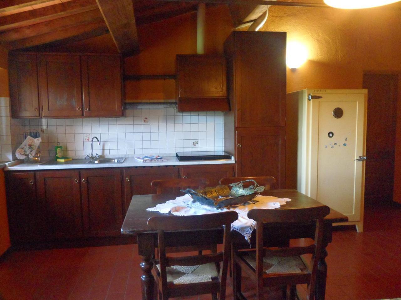 Badia Il Vingone Guest House ชิตตา ดิ กัสเตลโล ภายนอก รูปภาพ